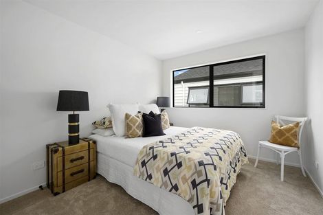 Photo of property in 7/5 Lemon Grove Lane, Greenhithe, Auckland, 0632