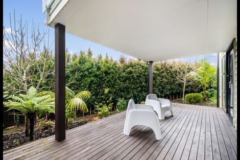 Photo of property in 27 Mahara Avenue, Birkenhead, Auckland, 0626