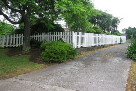 Photo of property in 337 Pakuranga Road, Pakuranga Heights, Auckland, 2010