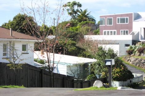 Photo of property in 93a Mangorei Road, Strandon, New Plymouth, 4312