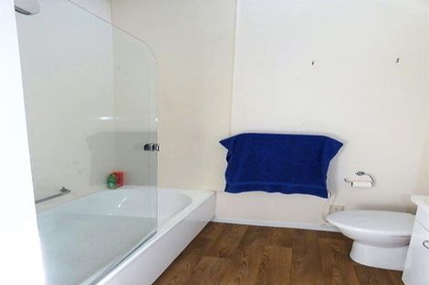 Photo of property in The Triangle, 7/33 Halswater Drive, Churton Park, Wellington, 6037