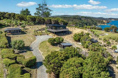 Photo of property in 9 Elizabeth Point Road, Kawau Island, 0920