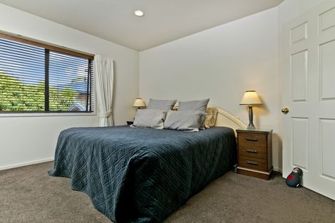 Photo of property in 109 Awaroa Road, Sunnyvale, Auckland, 0612