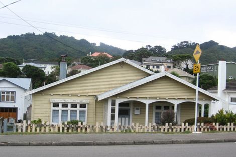 Photo of property in 30 Agra Crescent, Khandallah, Wellington, 6035