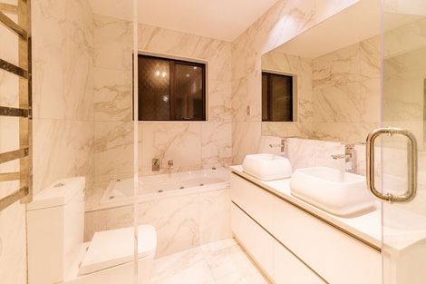 Photo of property in 21 Quattro Avenue, Flat Bush, Auckland, 2019