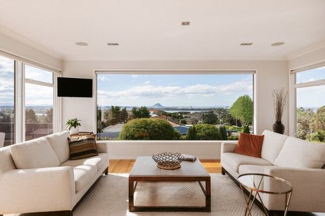 Photo of property in 98 Waikite Road, Welcome Bay, Tauranga, 3175