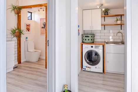 Photo of property in 1/135 Wilsons Road, Saint Martins, Christchurch, 8022