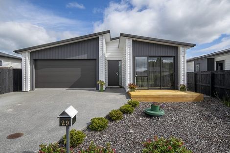 Photo of property in 29 Papa Orchard Drive, Kumeu, 0810
