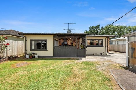 Photo of property in 41 Collins Road, Melville, Hamilton, 3206