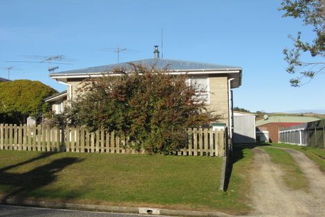 Photo of property in 17 Talbot Street, East Gore, Gore, 9710