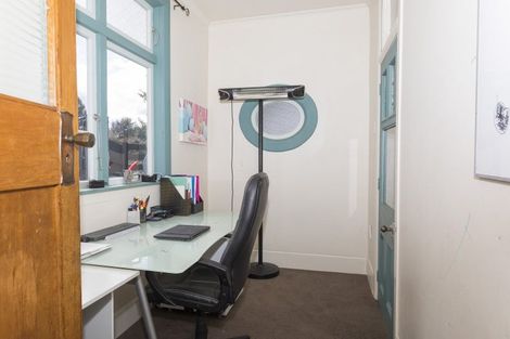 Photo of property in 11 Albert Street, Dannevirke, 4930