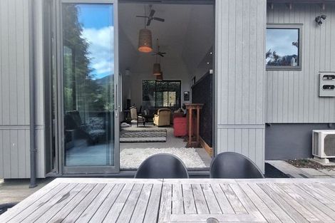 Photo of property in 984 Frankton Road, Frankton, Queenstown, 9300