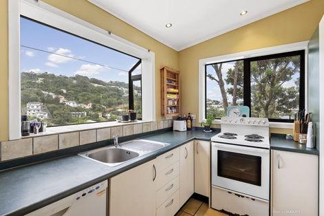 Photo of property in 18 Lincoln Street, Brooklyn, Wellington, 6021