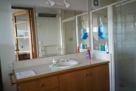 Photo of property in 13 Churchill Road, Murrays Bay, Auckland, 0630