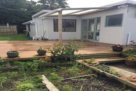 Photo of property in 49 Tawa Road, Kumeu, 0891