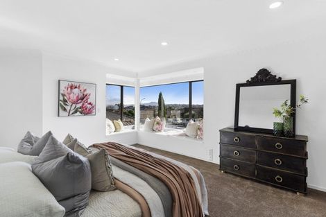 Photo of property in 23 Gillard Place, Eastern Beach, Auckland, 2012