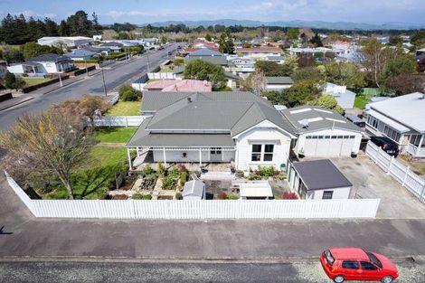 Photo of property in 8 York Street, Dannevirke, 4930