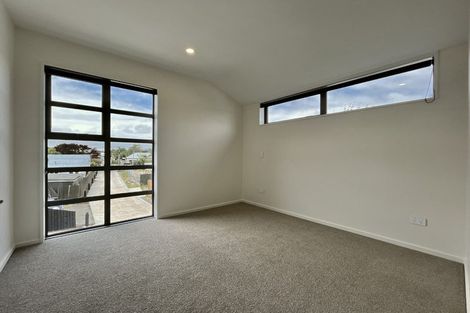 Photo of property in 12/95 Olliviers Road, Phillipstown, Christchurch, 8011