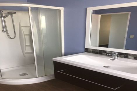 Photo of property in 2/644 Barbadoes Street, Edgeware, Christchurch, 8013