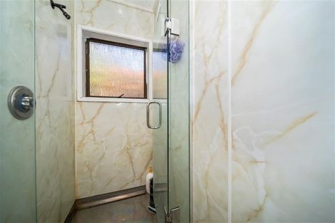 Photo of property in 162 Heta Road, Highlands Park, New Plymouth, 4312