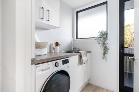 Photo of property in 2/58 Innes Road, St Albans, Christchurch, 8052