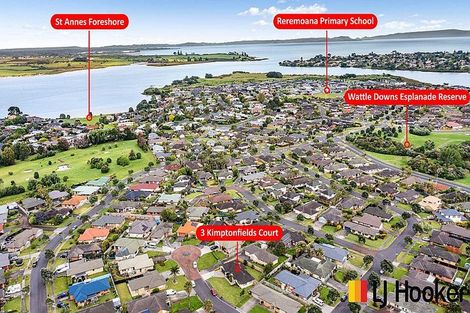 Photo of property in 3 Kimptonfields Court, Wattle Downs, Auckland, 2103