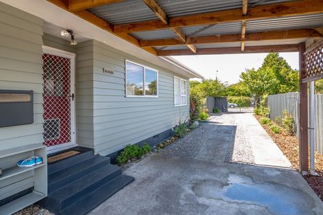 Photo of property in 2 Booth Street, Carterton, 5713