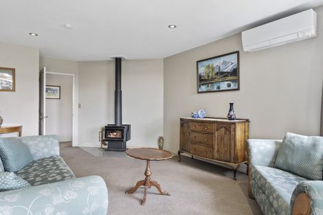 Photo of property in 105 High Street, Oxford, 7430