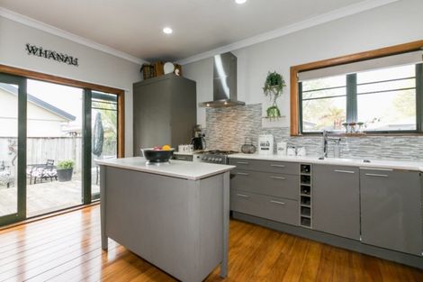Photo of property in 54 Osier Road, Greenmeadows, Napier, 4112
