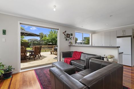 Photo of property in 1 Stredwick Drive, Torbay, Auckland, 0630