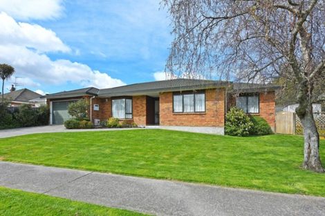 Photo of property in 31 Seddon Street, Wallaceville, Upper Hutt, 5018