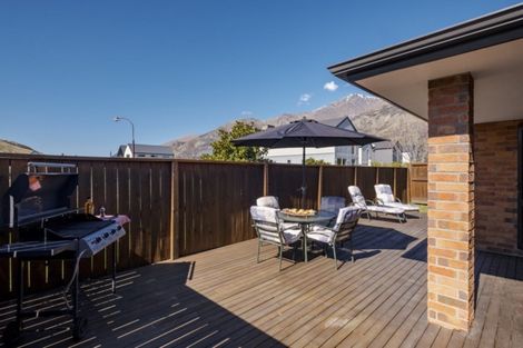 Photo of property in 74 Howards Drive, Lake Hayes, Queenstown, 9304
