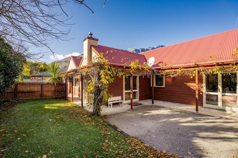 Photo of property in 54 Elm Tree Avenue, Frankton, Queenstown, 9300