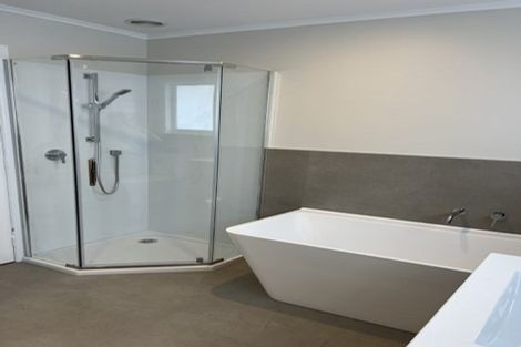 Photo of property in 1/276 Rangatira Road, Beach Haven, Auckland, 0626