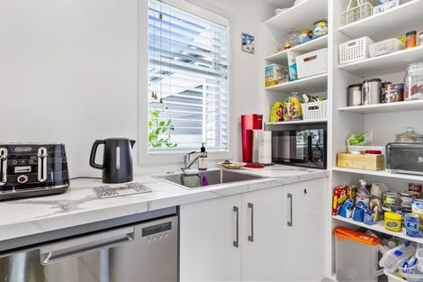 Photo of property in 22 Harakeke Drive, Wharewaka, Taupo, 3330