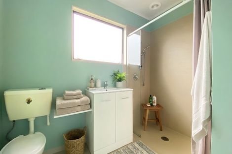 Photo of property in 2/16 Seabrook Avenue, New Lynn, Auckland, 0600