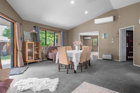 Photo of property in 24 Nielsen Gardens, Rototuna, Hamilton, 3210