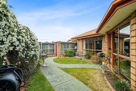 Photo of property in 30 Inwoods Road, Parklands, Christchurch, 8083