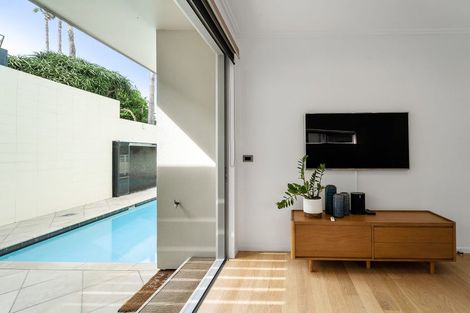 Photo of property in 33a Churchill Road, Murrays Bay, Auckland, 0630