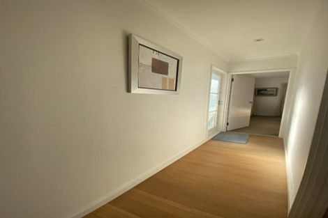 Photo of property in 31 Gladstone Road, Northcote, Auckland, 0627