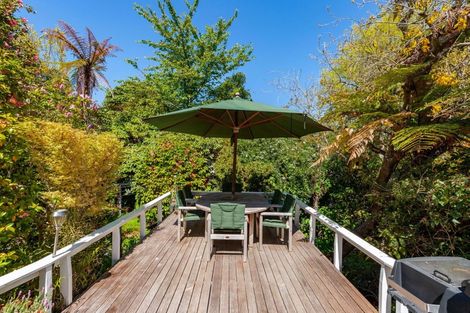 Photo of property in 8 Gradwell Place, Two Mile Bay, Taupo, 3330