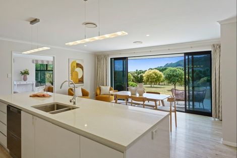 Photo of property in 38 Mountain View Drive, Manakau, Otaki, 5583