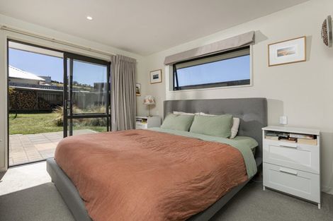 Photo of property in 35 Timsfield Drive, Lake Hawea, Wanaka, 9382