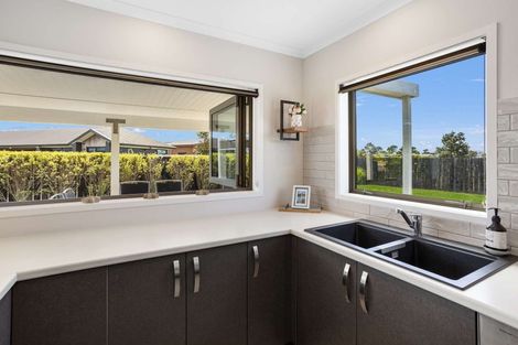 Photo of property in 139 Rangiora Crescent, Matarangi, Whitianga, 3592