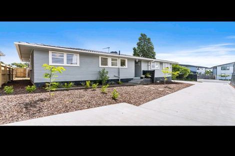 Photo of property in 24 Hayman Place, Beach Haven, Auckland, 0626
