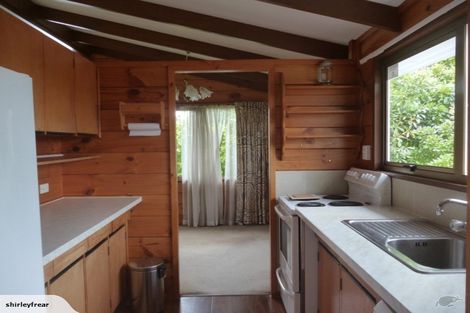 Photo of property in 13 Booker Place, Weymouth, Auckland, 2103