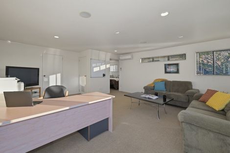 Photo of property in 29 Downing Place, Welcome Bay, Tauranga, 3112