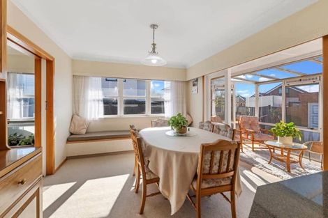 Photo of property in 45 Buckingham Crescent, Manukau, Auckland, 2025