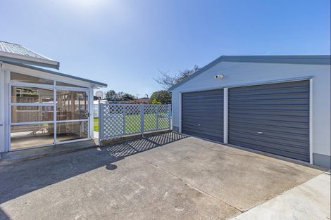 Photo of property in 7 Harlech Street, Levin, 5510