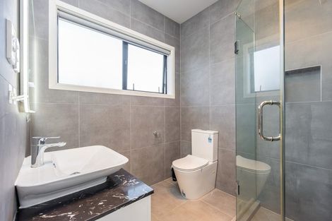 Photo of property in 33 Johns Creek Crescent, Silverdale, 0932